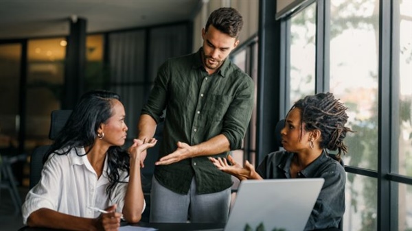 Quels sont les impacts d’une mauvaise gestion des désaccords en équipe ?